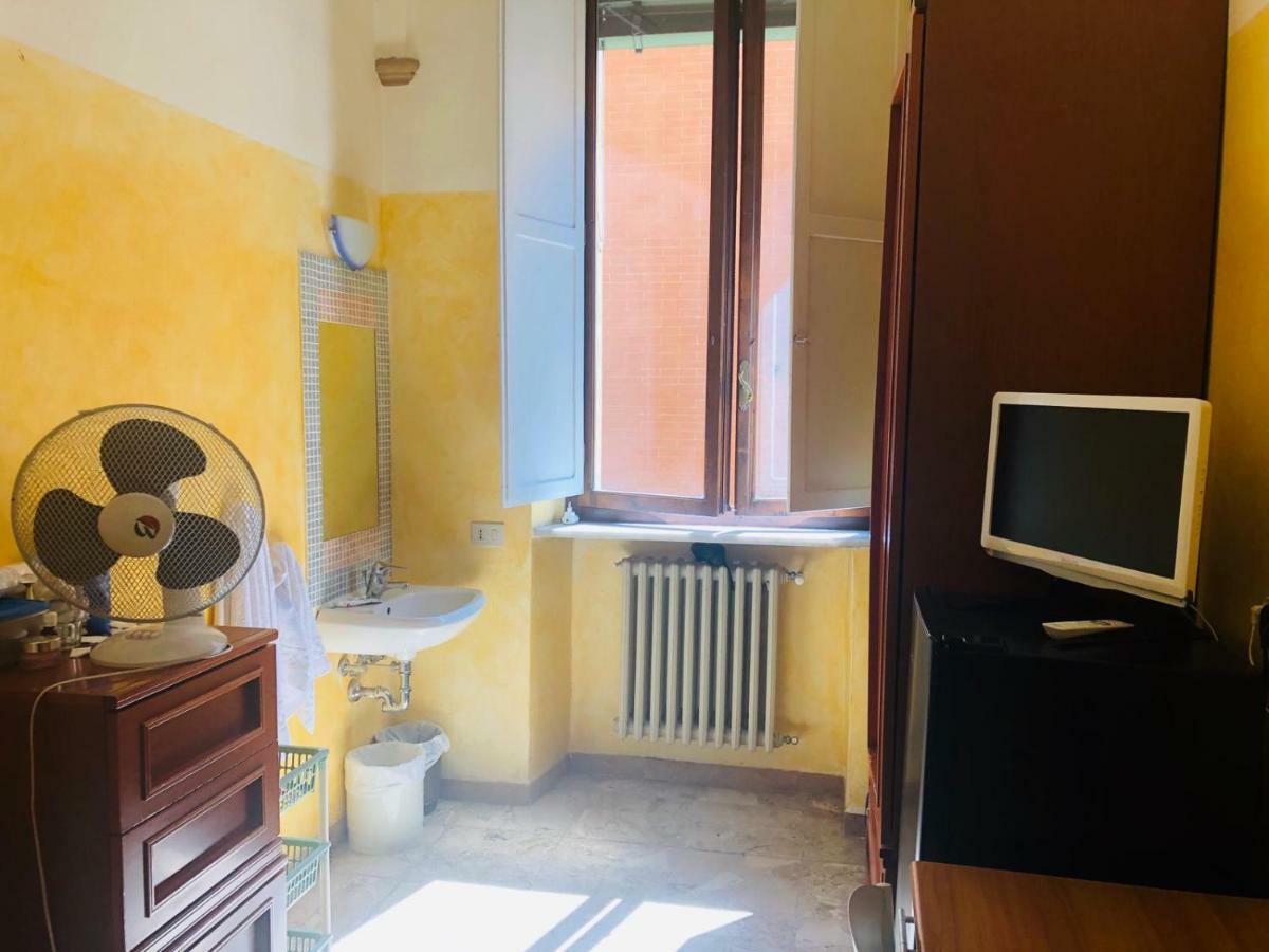 Hostelciompi Сиена Экстерьер фото