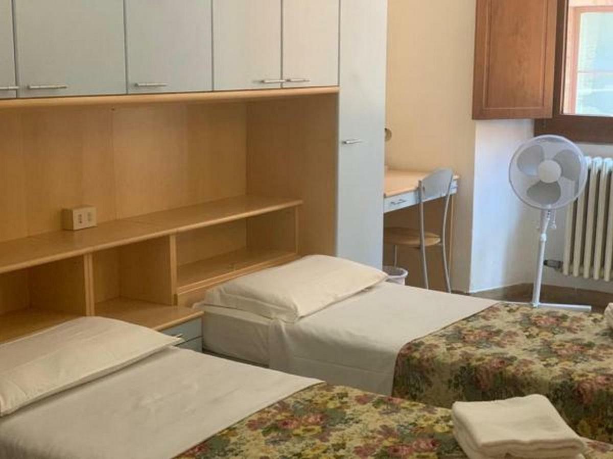 Hostelciompi Сиена Экстерьер фото